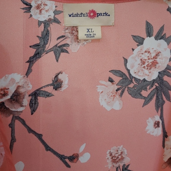 Blouse - Picture 2 of 3